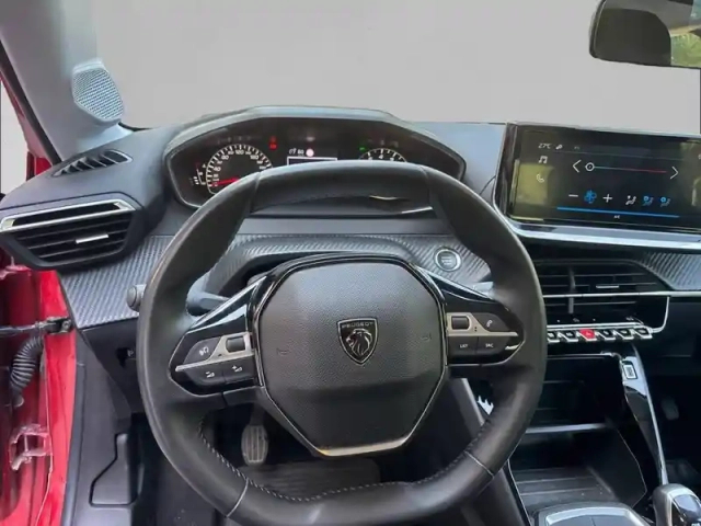 Peugeot 208 puretech 100 s&amp;s bvm6 — photo 8