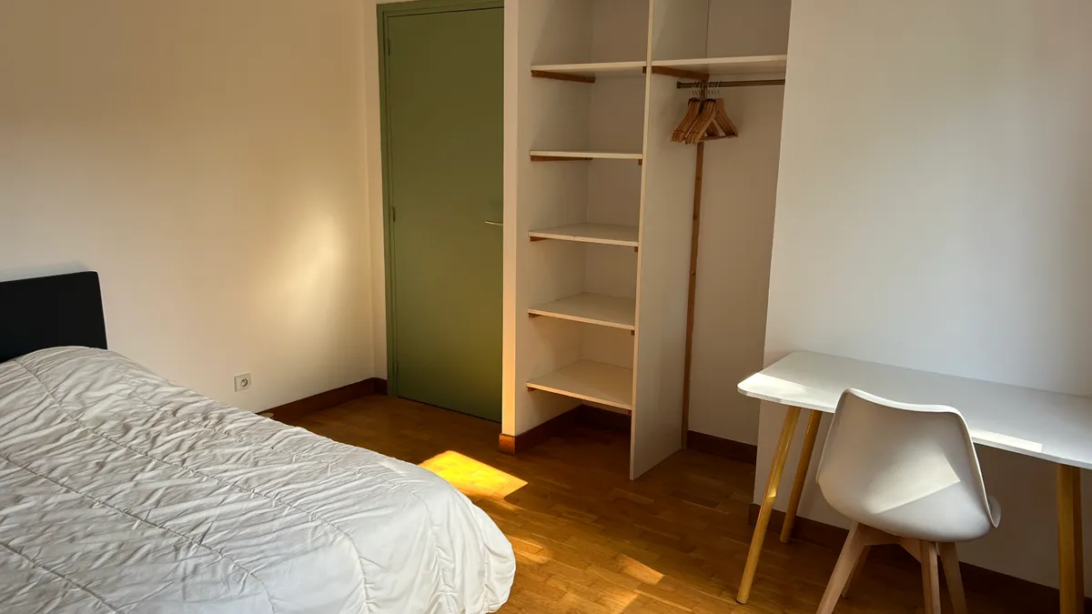 Photo 3