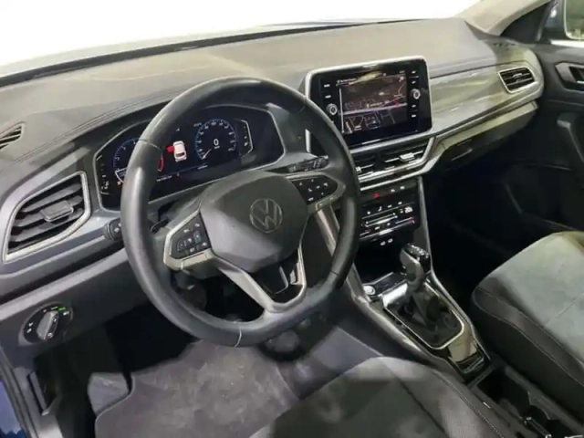 Volkswagen T-Roc 1.5 tsi evo 150 start/stop dsg7 style — photo 9