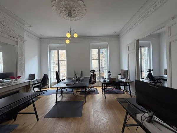Bureaux 105 m²