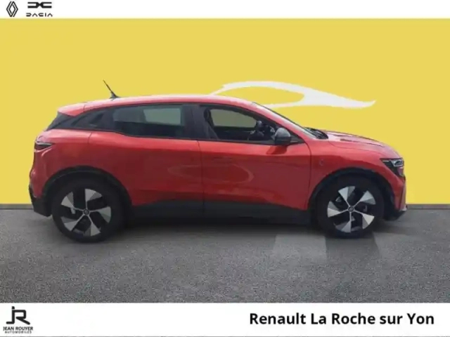 Renault Megane e-tech electric ev60 220ch equilibre super charge -b — photo 13