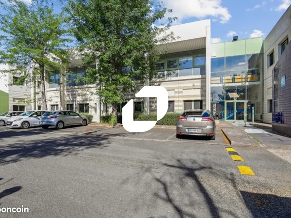 Bureau 183 m²