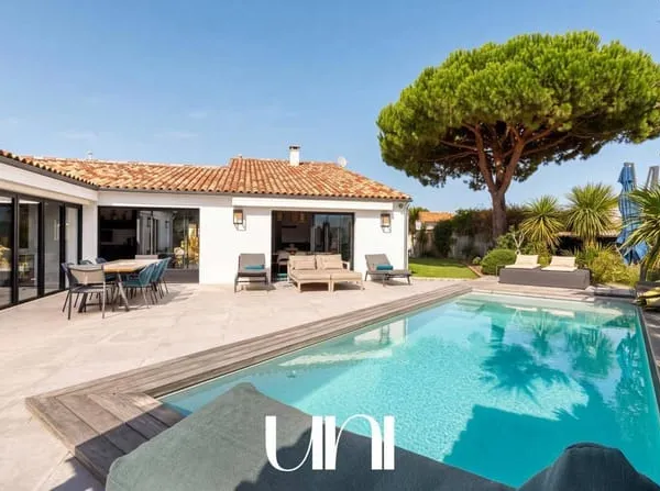 Maison 6 pièces 277 m²