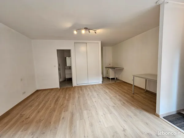 Appartement Location Troyes 1p 27m² 400€