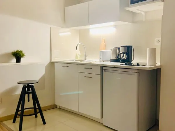 Studio meublé 17 m² - Pontoise centre - 5 min gare SNCF