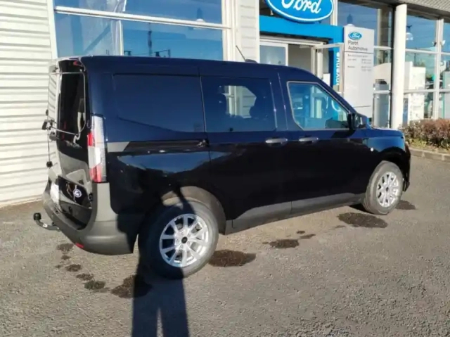 Ford Transit Courier fourgonnette 1.0 ecoboost 125ch cabine approfondie trend dct7 — photo 2