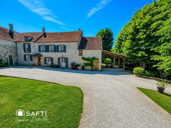 Propriété de charme 6 pièces- 4ch- 195m²- 2160m²