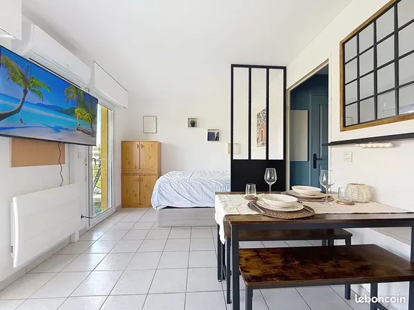 Studio à l'année