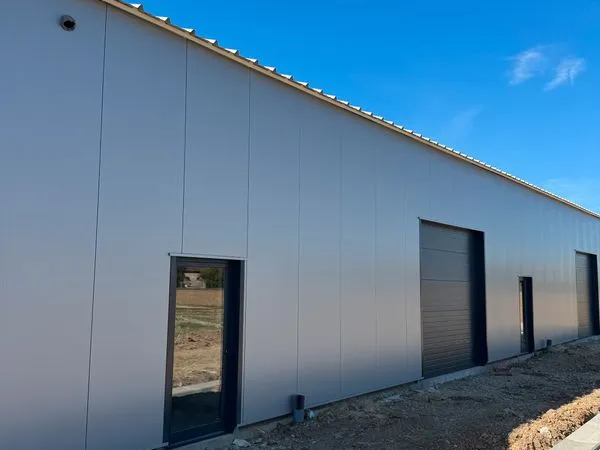 Hangars à louer