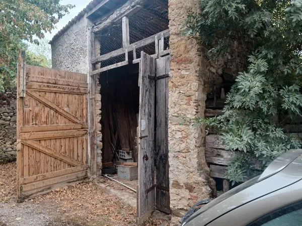 Garage pouvant être transformé en habitations