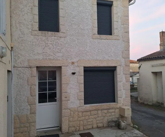 Maison de 80m2 à louer sur Saint-Bonnet-sur-Gironde