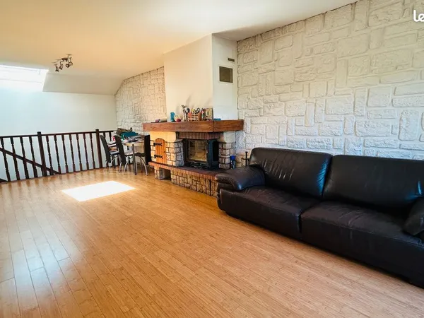 PARTICULIER Maison 112m² à pied 8min RER C et écoles