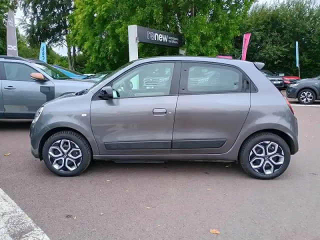 Renault Twingo iii e-tech — photo 3