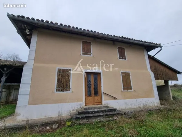 Propriété 5 pièces 143 m²