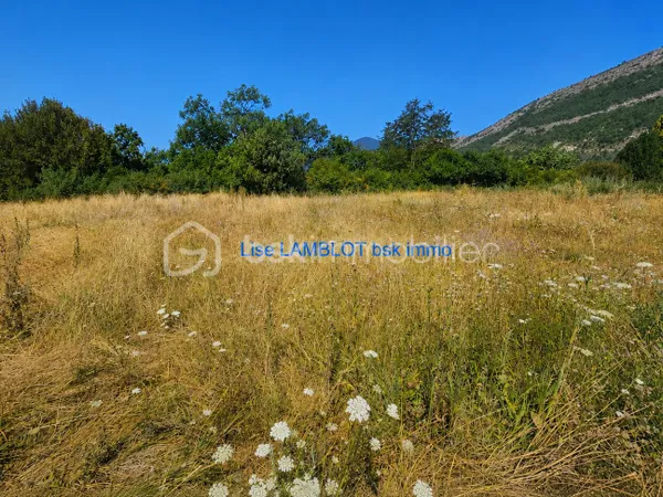 Terrain 1197 m²