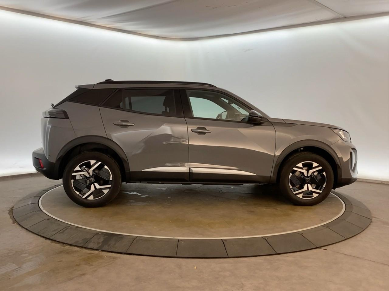 Peugeot 2008 hybrid 145 e-dcs6 allure — photo 4