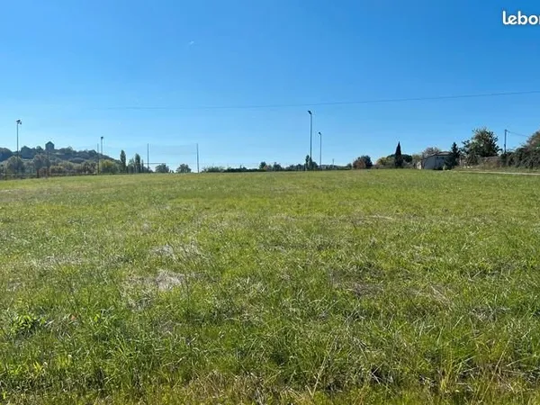 Terrain 2 058 m² Roquefort