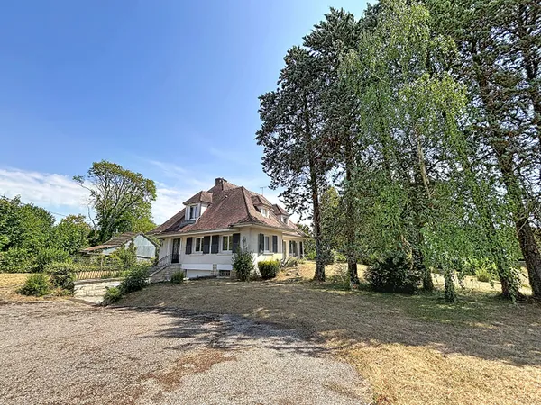 Maison 7 pièces 200 m²