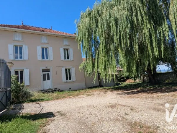 Ensemble immobilier 10 pièces 235 m²