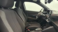 Peugeot 2008 1.2 PureTech 130ch S&S Style EAT8 — photo 15