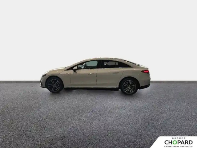 Mercedes Eqe 300 — photo 80