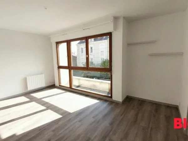 A LOUER - APARTEMENT T1 BIS - SECTEUR THABOR - 31m2 - parking