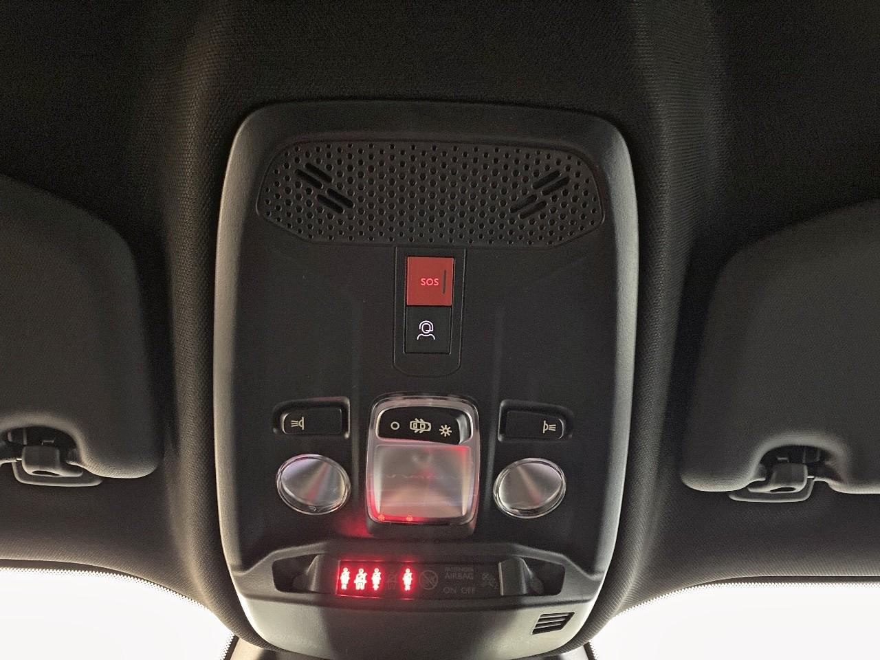 Peugeot 2008 hybrid 145 ch e-dcs6 allure — photo 19