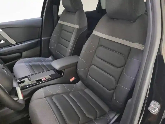 Citroën C4 puretech 130 s&amp;s eat8 — photo 32