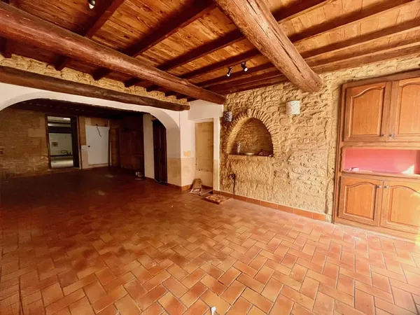 REMOULINS - IMMEUBLE - INVESTISSEUR