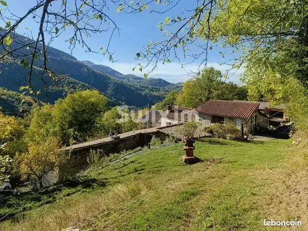 Immeuble 690 m²