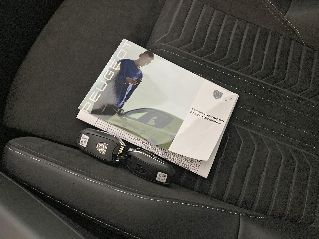 Peugeot 3008 hybrid 145 e-dcs6 gt — photo 18