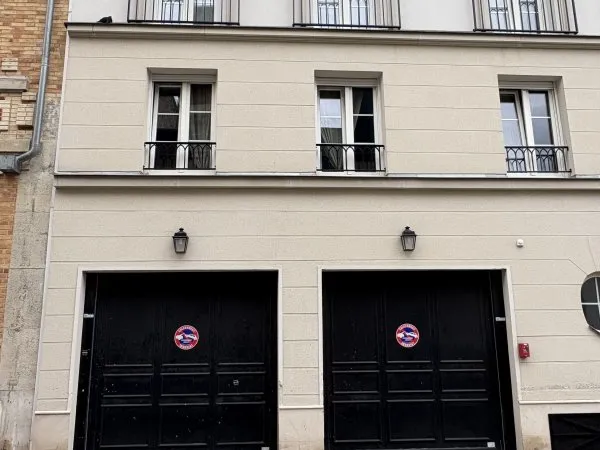 Loue parking 12m²