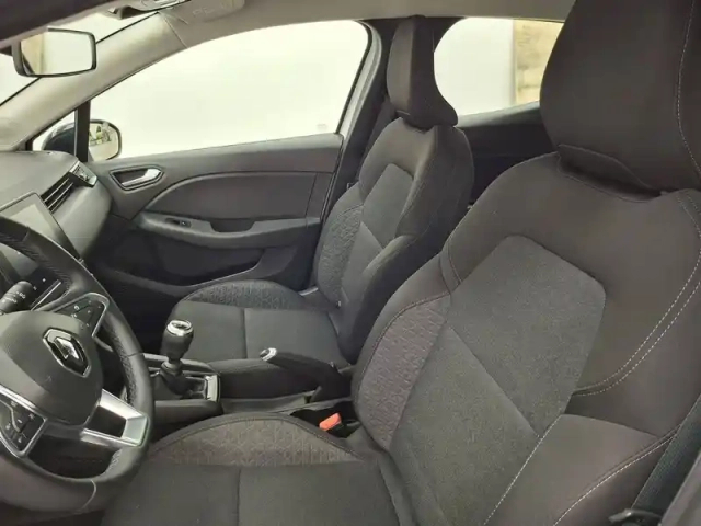 Renault Clio tce 90 — photo 39