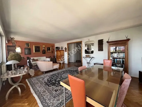 Puteaux- appartement 4 pièces 86m² traversant avec extérieurs, cave et parkings