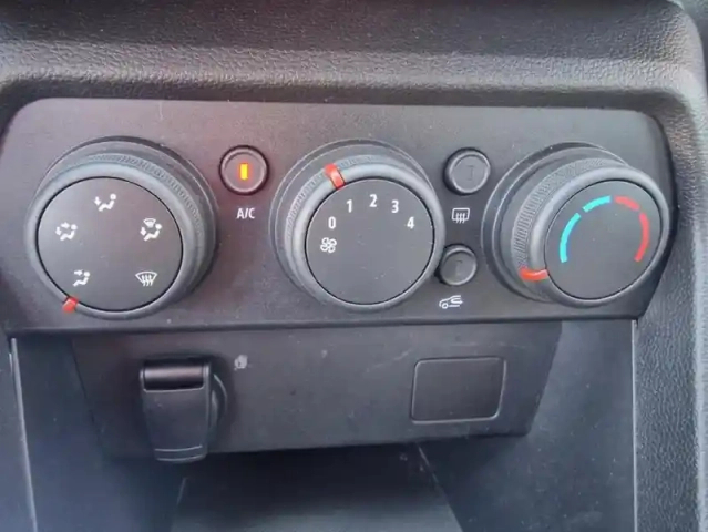 Dacia Jogger 5 places expression tce 110 — photo 14