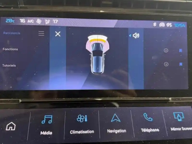 Peugeot 308 1.2 130 s&amp;s allure eat8 i-cockpit camera carplay — photo 15