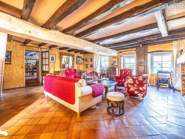 Maison 7 pièces 200 m²