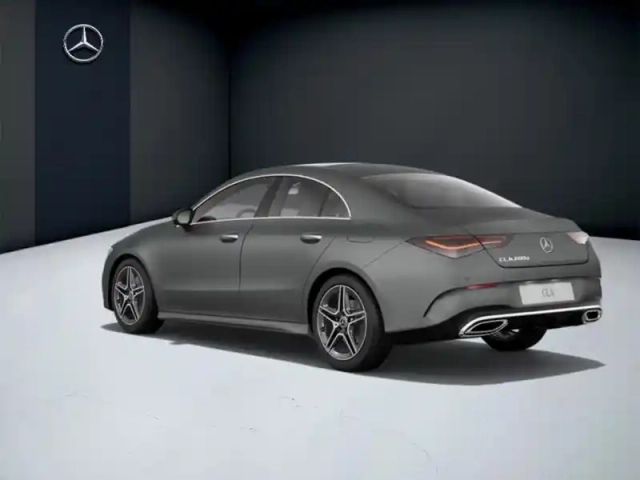 Mercedes Cla 200 d coupé amg line — photo 3