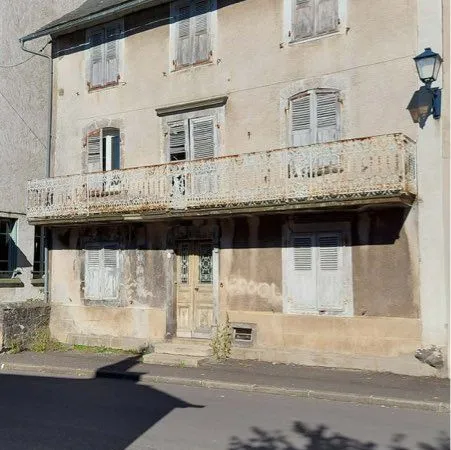 Belle maison de bourg à renover