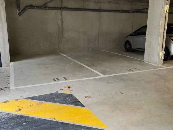 Parking 15 m²