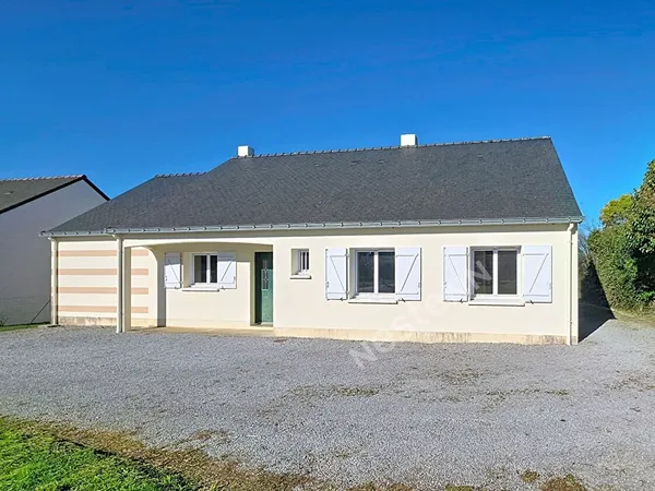 Maison A VENDRE à Pouillé les Côteaux, trois chambres, garage