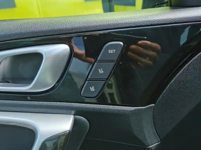 Kia Xceed premium 1.6 crdi 136 ch dct7 — photo 18
