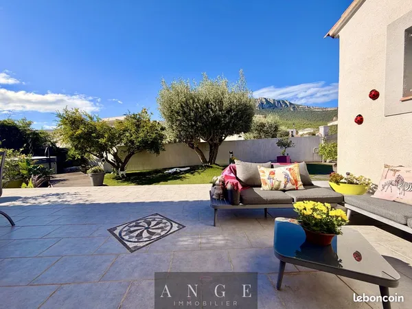 Villa 4 pièces 115 m²