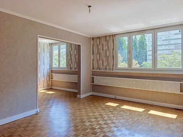 EXCLUSIVITÉ - Saint-Étienne - Appartement T4 de 72,26 m² - 2/3 chambres - Lumineux - 5ème étage - Ca