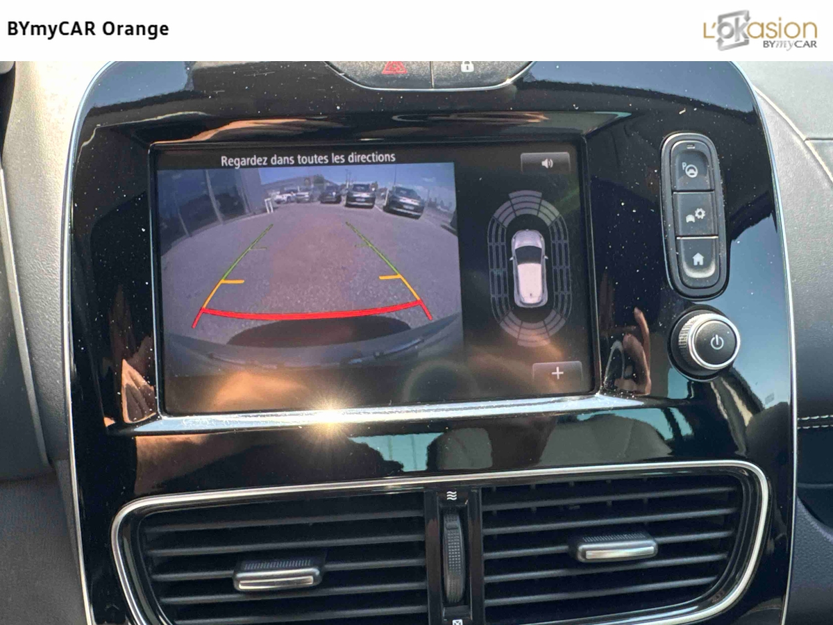 Renault Clio TCe 120 Energy EDC — photo 18