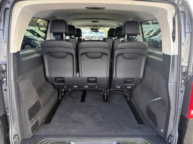 Mercedes Cla sse v 300 d extra-long avan — photo 30