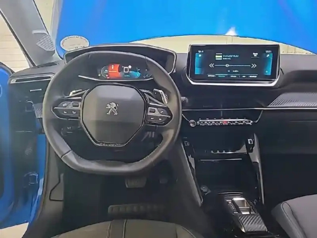 Peugeot 208 puretech 100 s&amp;s eat8 — photo 52