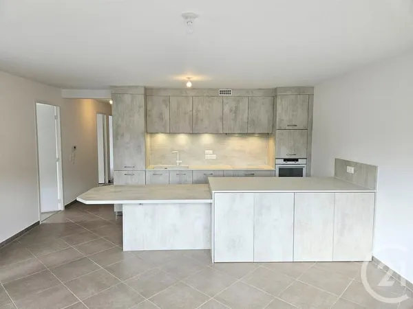 Appartement 4 pièces 82 m²