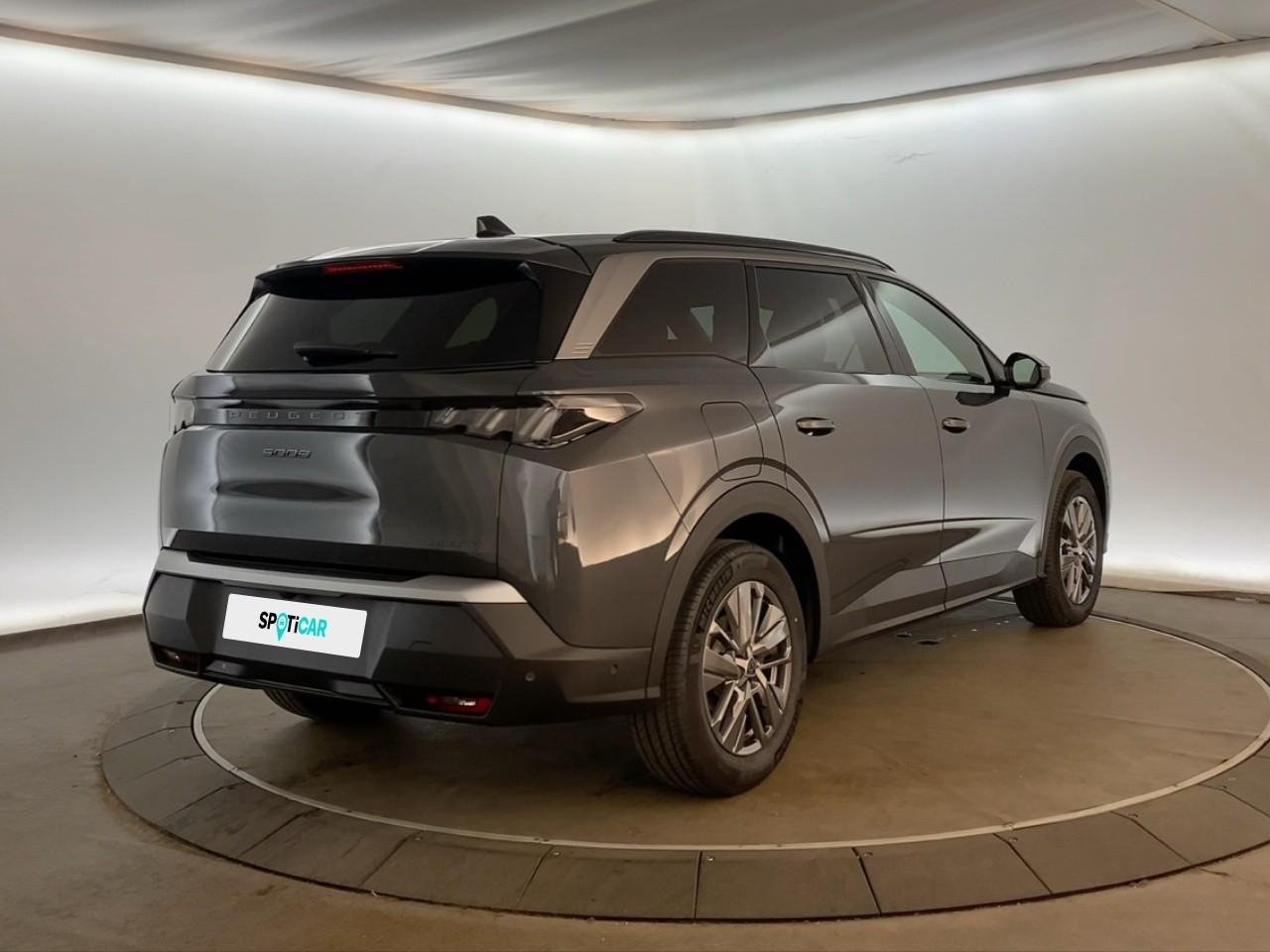 Peugeot 5008 hybrid 145 ch e-dcs6 allure — photo 7