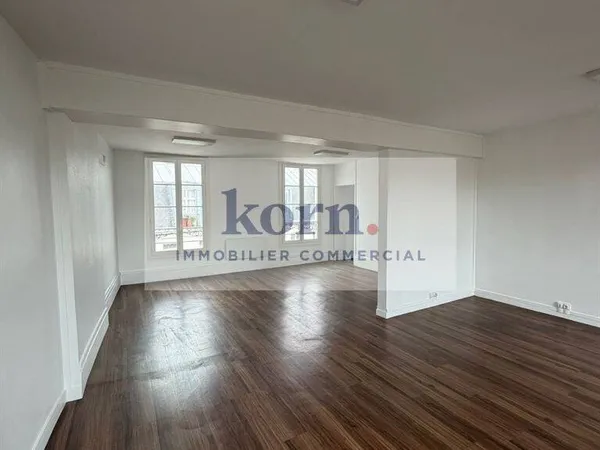 Bureaux 2 pièces 83 m²
